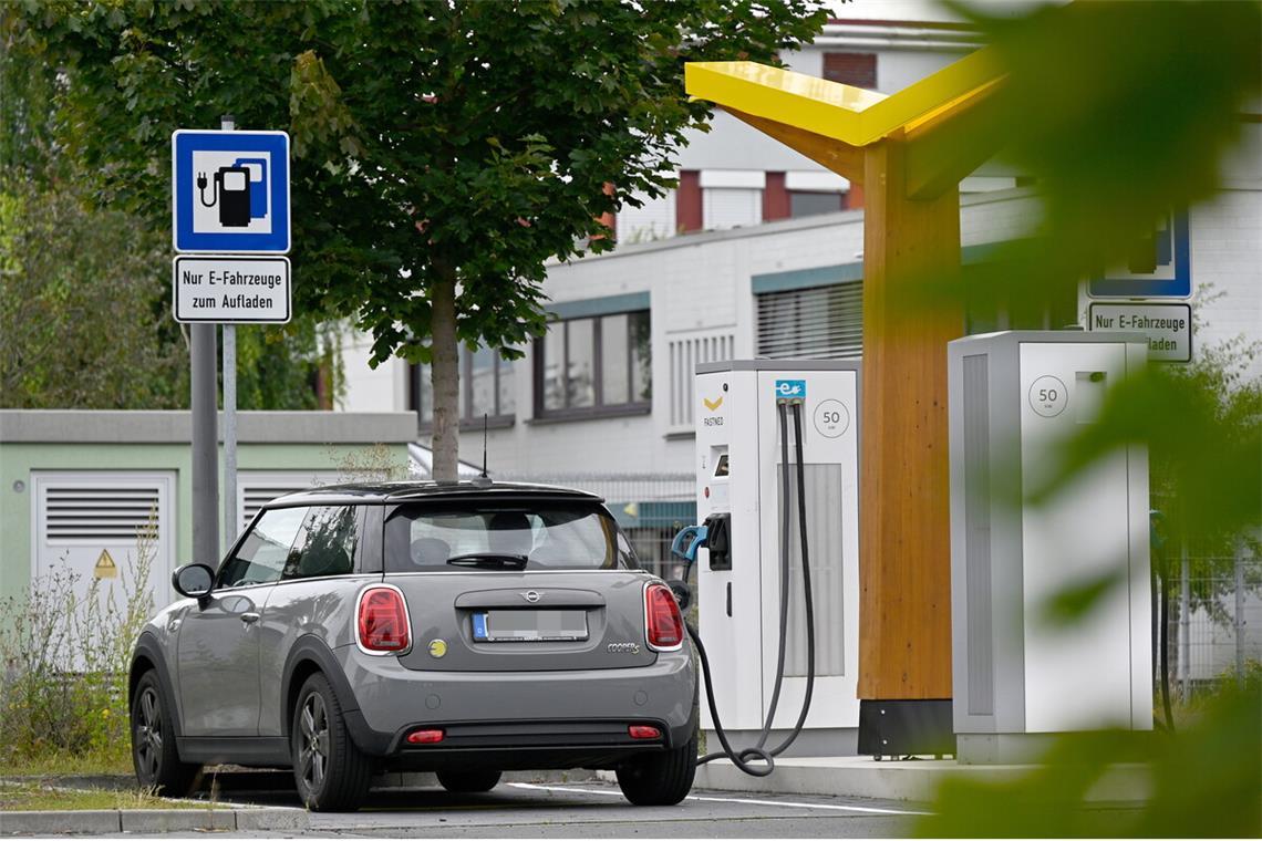 Elektroautos werden günstiger – doch noch kann sie sich nicht jeder leisten.