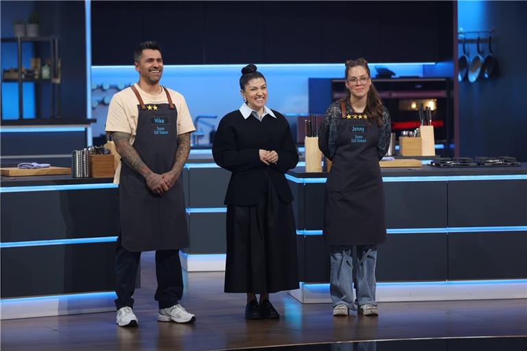 Elif Oskan (M.) muss im Viertelfinale eine schwierige Entscheidung treffen.