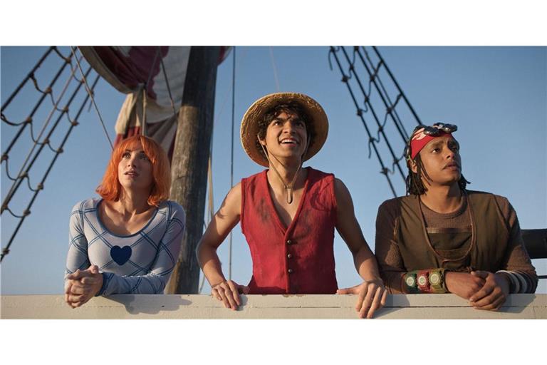 Emily Rudd als Nami, Iñaki Godoy als Monkey D. Ruffy, Jacob Romero als Lysop in Staffel 2 von "One Piece".