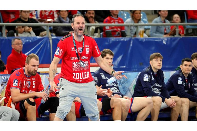 Emotional an der Seitenlinie: Iker Romero