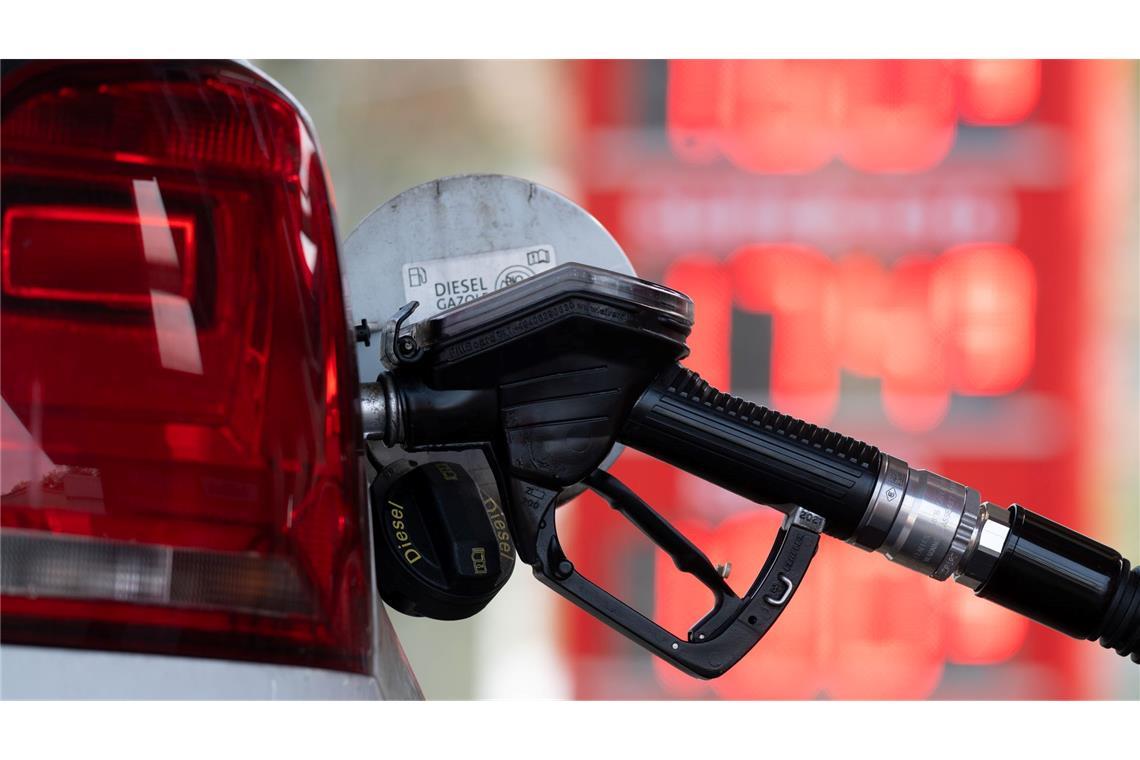 Energieprodukte teils deutlich günstiger als ein Jahr zuvor