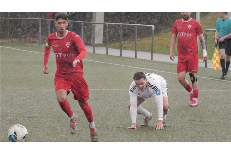 Enis Küley (links)&nbsp; sorgte mit seinem Treffer für das Weilimdorfer Highlight des Tages.
