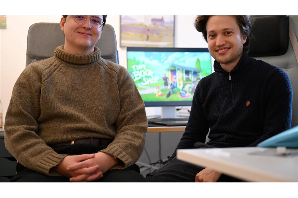 Entwickler David Zapfe-Wilde (links) hat 2021 mit seinem Studienkollegen Raven Rusch (29) das Independent-Studio Neoludic gegründet.