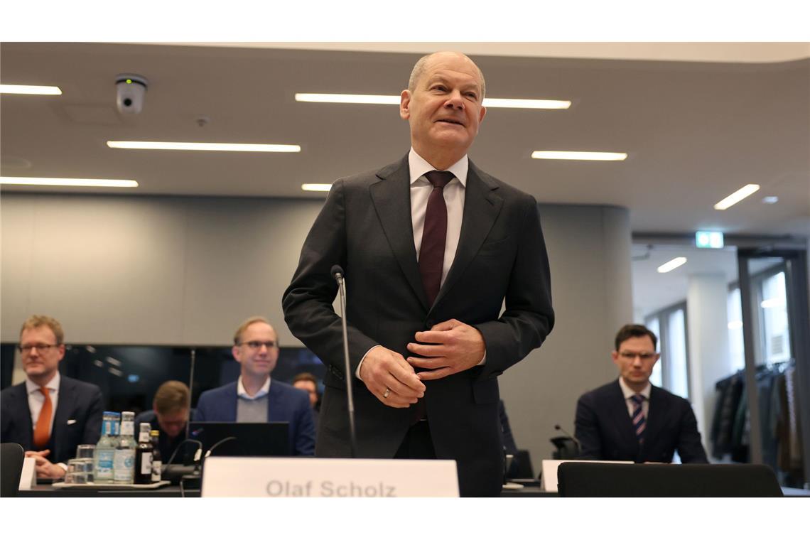 Scholz erneut vor "Cum-Ex"-Ausschuss Er habe sich sein ganzes politisches Leben für ein gerechtes Steuersystem eingesetzt, sagte Scholz vor dem Hamburger Cum-Ex-Ausschuss.