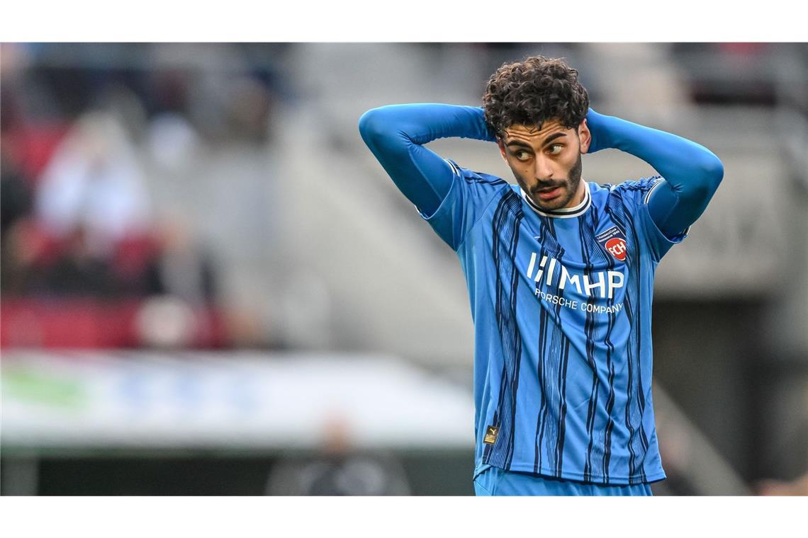 Eren Dinkçi sucht gemeinsam mit dem SC Freiburg und dem 1. FC Heidenheim nach Stammzellenspendern.