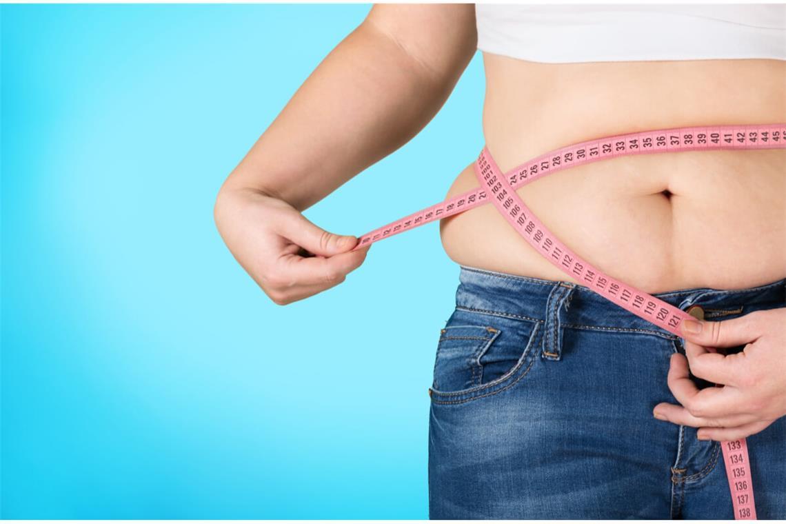 Dicken Bauch loswerden - 10 Tipps für weniger Bauchfett Erfahren Sie die 10 besten Tipps, wie man seinen dicken Bauch loswerden kann.