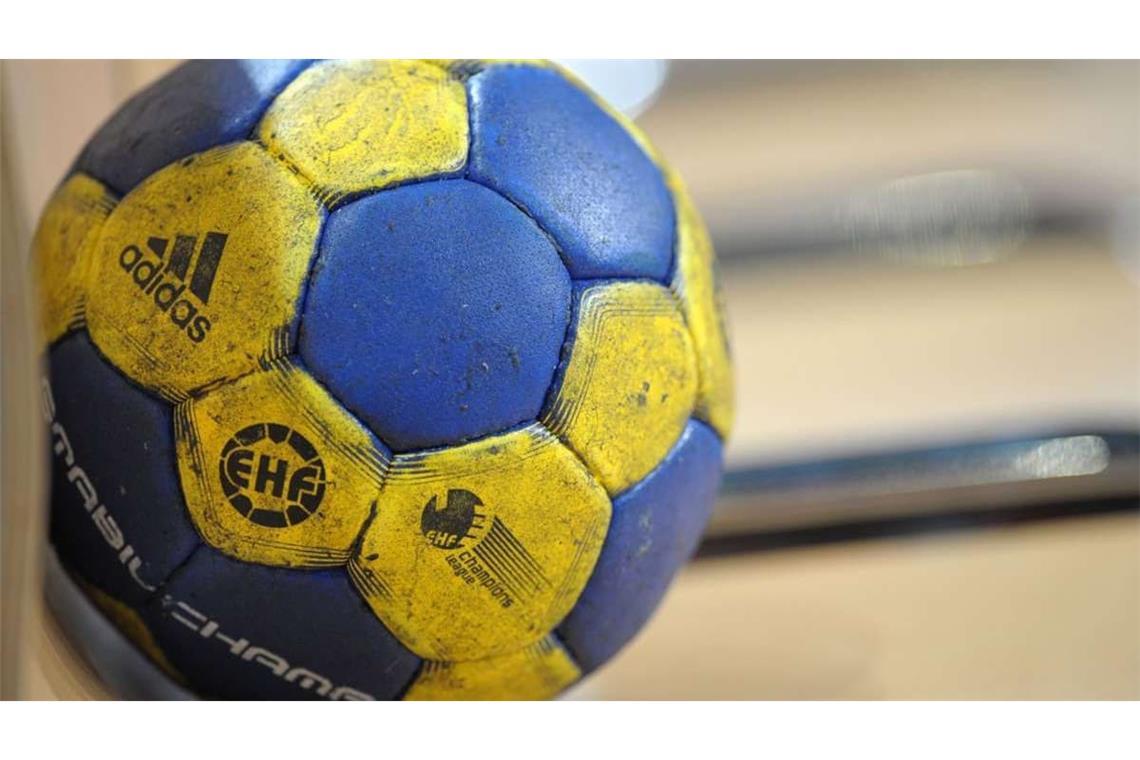 Erfolgreicher Spieltag in der Handball-Verbandsliga: Der TSV Neuhausen II übernimmt vorerst die Tabellenführung, auch die Frauen der SG Hegensberg/Liebersbronn feiern einen Auswärtssieg.