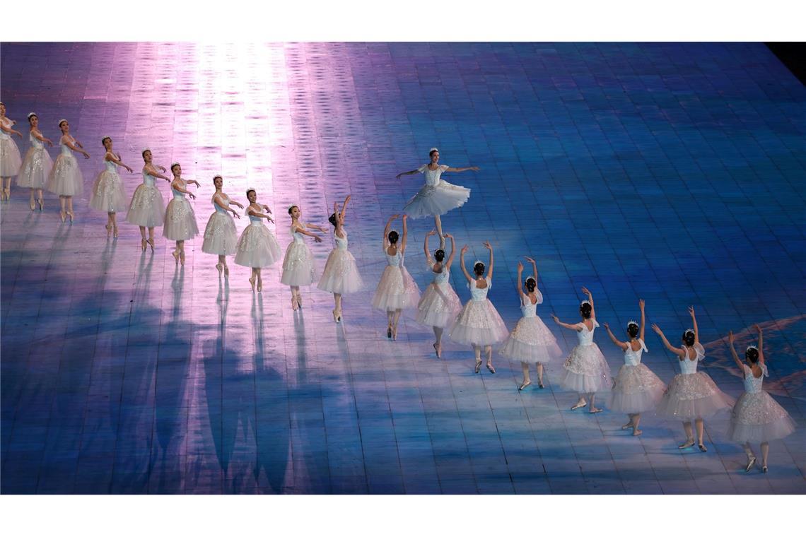Bilder des Tages Eröffnungsfeier der asiatischen Winterspiele in China.