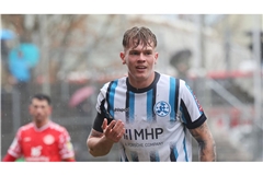 Erstes Regionalligator im Kickers-Dress: Samuel Unsöld.      


Fotos: Pressefoto Baumann 