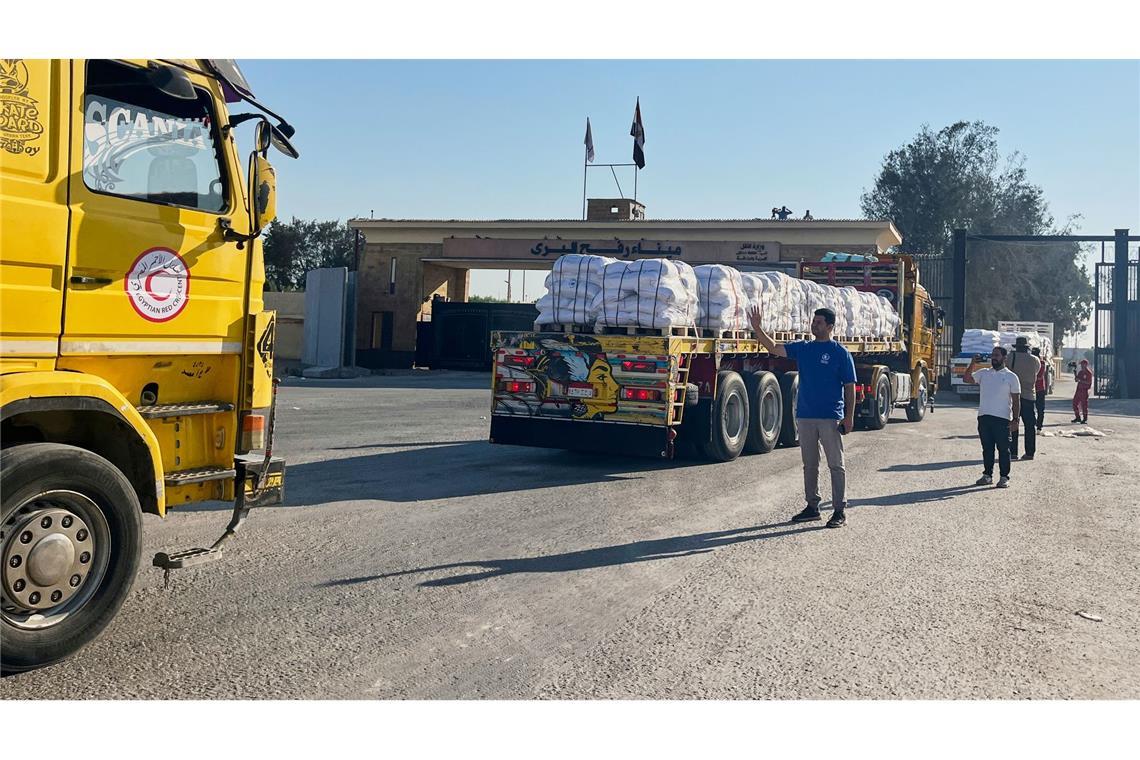 Erstmals seit Monaten lässt Israel humanitäre Hilfe in größerem Stil in den Gazastreifen.