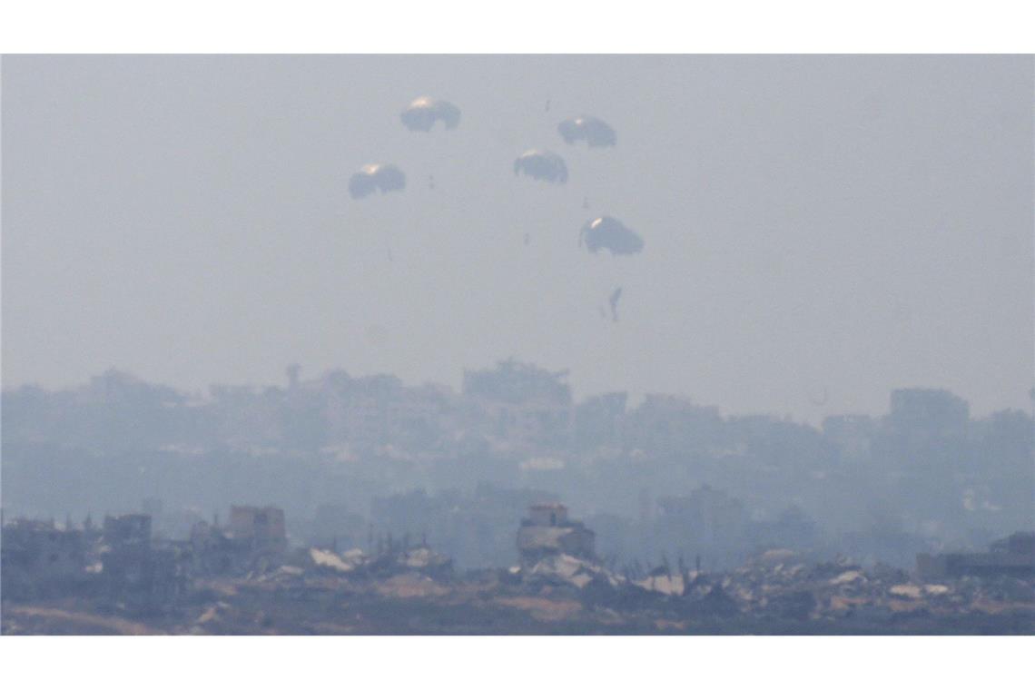 Erstmals seit Monaten lässt Israel humanitäre Hilfe in größerem Stil in den Gazastreifen.