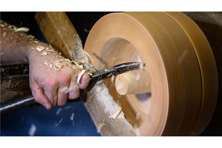 Es dauert immer länger, bis Betriebe im Handwerk offene Stellen besetzen können.