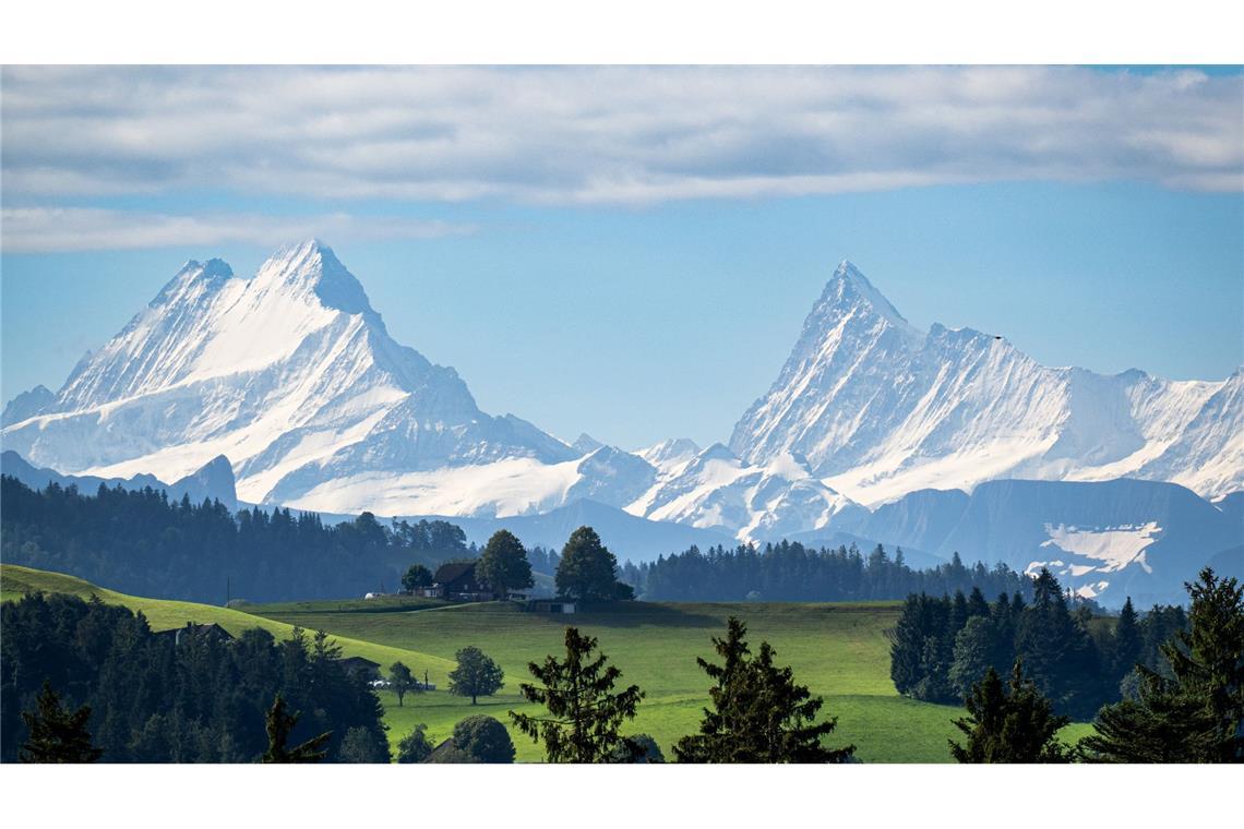 Gletscherschwund ist "Frage des Überlebens" für Menschheit Es fällt wegen des Klimawandels weniger Schnee in den Bergen und das, was fällt, schmilzt schneller (Archivbild)