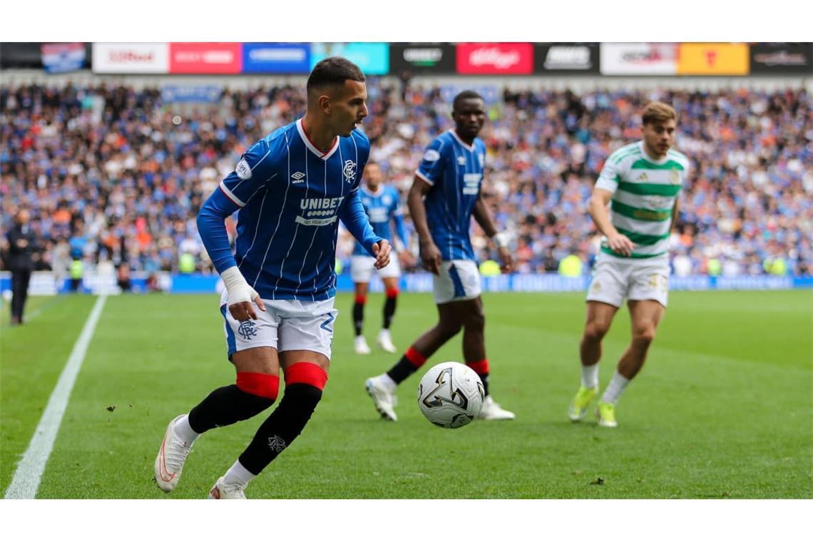 Es geht aufwärts für Badredine Bouanani bei den Glasgow Rangers. Am Samstag stand der Rechtsaußen für den Zweiten der Scotish Premiership in der Startelf - und erzielte beim 2:2 beim Dundee FC mit einem Linksschuss das Tor zum zwischenzeitlichen 1:1.