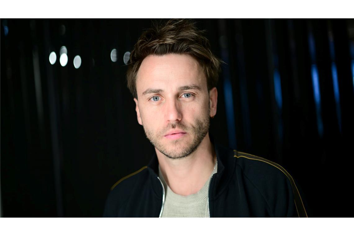 Es ist Cluesos zehntes Album - und mit dem hat er sich Zeit gelassen.