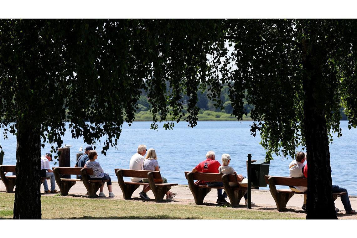 „Störungsfreies Sommerwetter“ im Land Es wird heiß am Wochenende in Baden-Württemberg (Symbolbild).