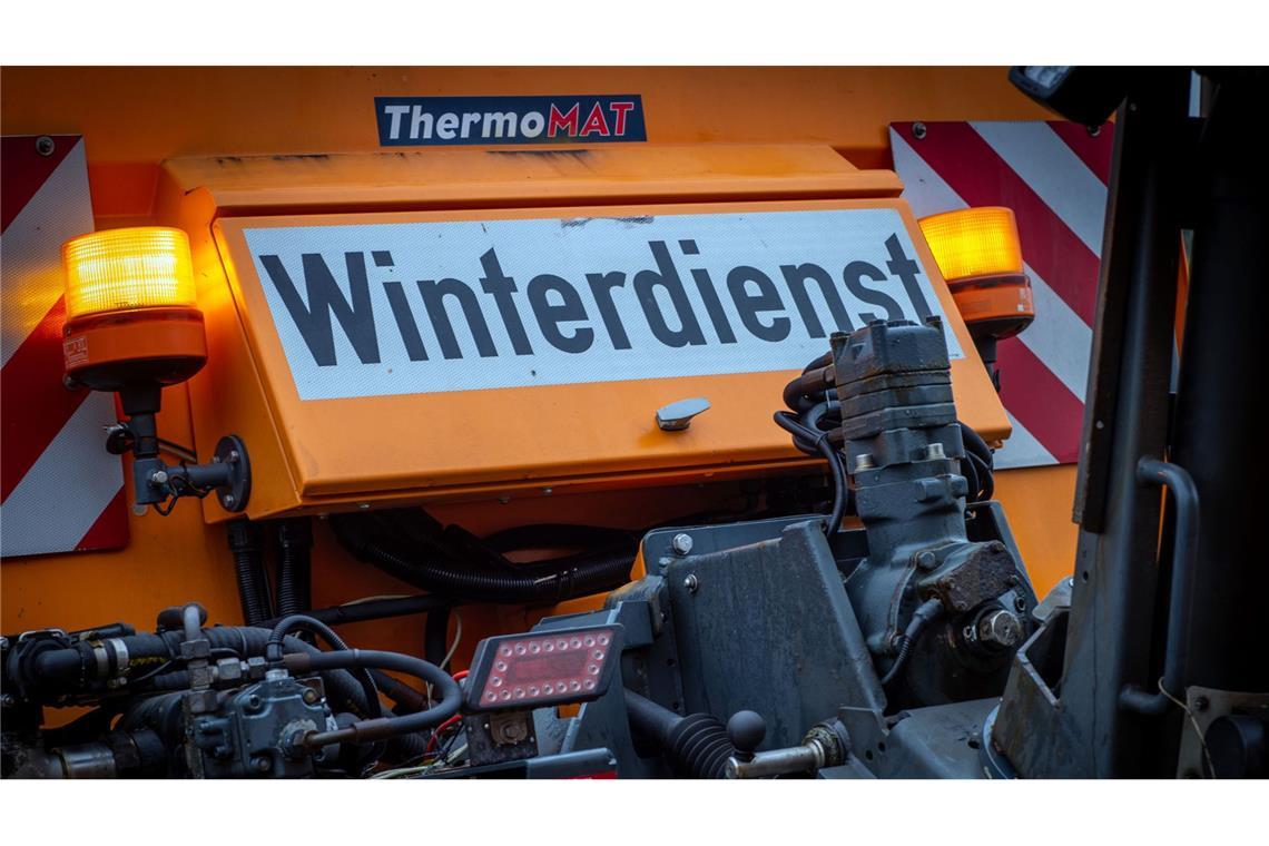 Wetterdienst warnt vor Glätte in den kommenden Tagen Es wird kalt und glatt in den kommenden Tagen. (Symbolbild)