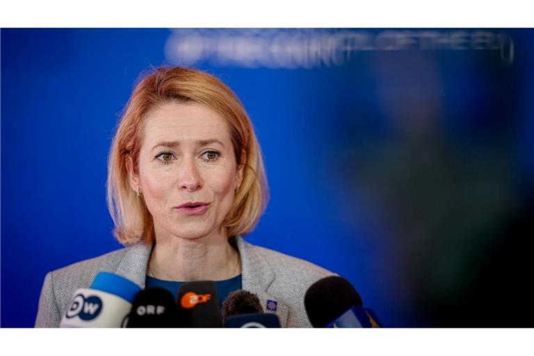 EU-Chefdiplomatin Kaja Kallas will nach der Abwahl Orbans bisherige Tabus bei Russland-Sanktionen infrage stellen.