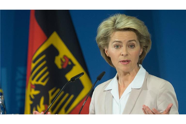 EU-Kommissionspräsidentin Ursula von der Leyen ruft zu einer Verschärfung der Russland-Sanktionen auf. (Archivbild)