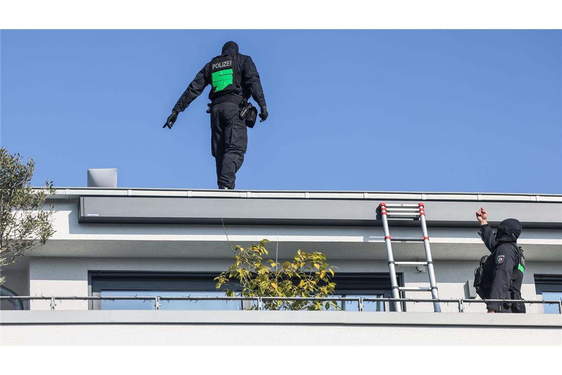 Bilder des Tages Europaweit laufen Razzien gegen Drogenhandel.