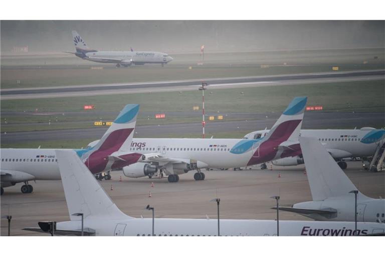 Eurowings-Maschinen am Flughafen Düsseldorf (Archiv).
