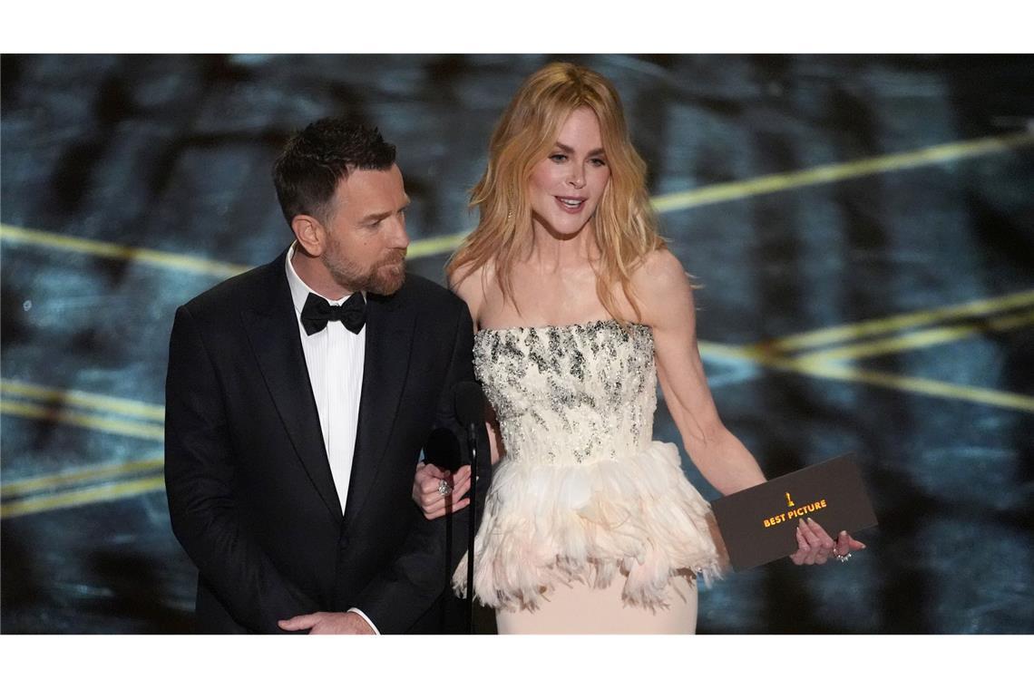 Ewan McGregor ist Vollbartträger und durfte dieses Jahr mit "Moulin Rouge"-Kollegin Nicole Kidman die wichtigste Oscar-Kategorie "Best Picture" präsentieren. (Archivbild)