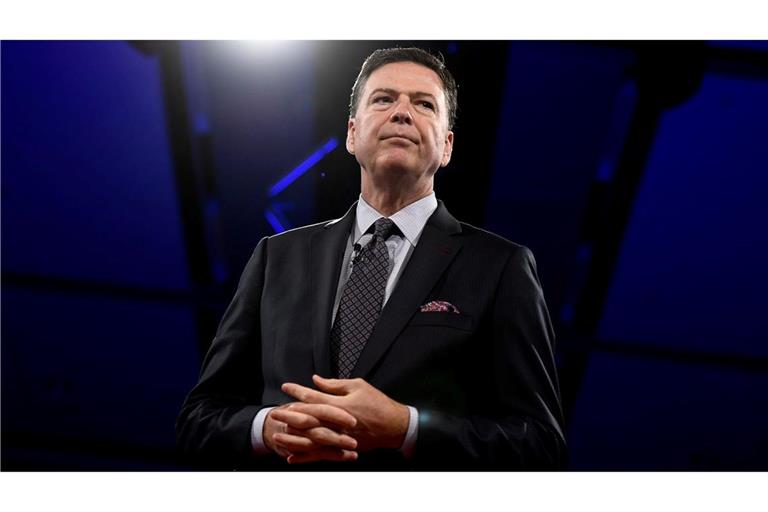 Ex-FBI-Chef Comey hat Ärger wegen eines Fotos mit Muscheln am Strand. (Archivbild)