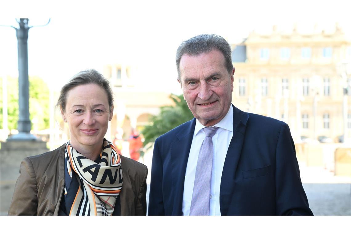 Ex-Ministerpräsident Günther Oettinger (CDU) kam mit seiner Frau zum Festakt.