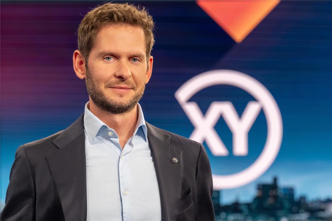 Aktenzeichen XY Update - Ergebnisse, Hinweise & Ermittlungsstand Fabian Puchelt vom LKA Bayern gibt in "Aktenzeichen XY... Update" Auskunft über den Ermittlungsstand der vorgestellten Fälle.