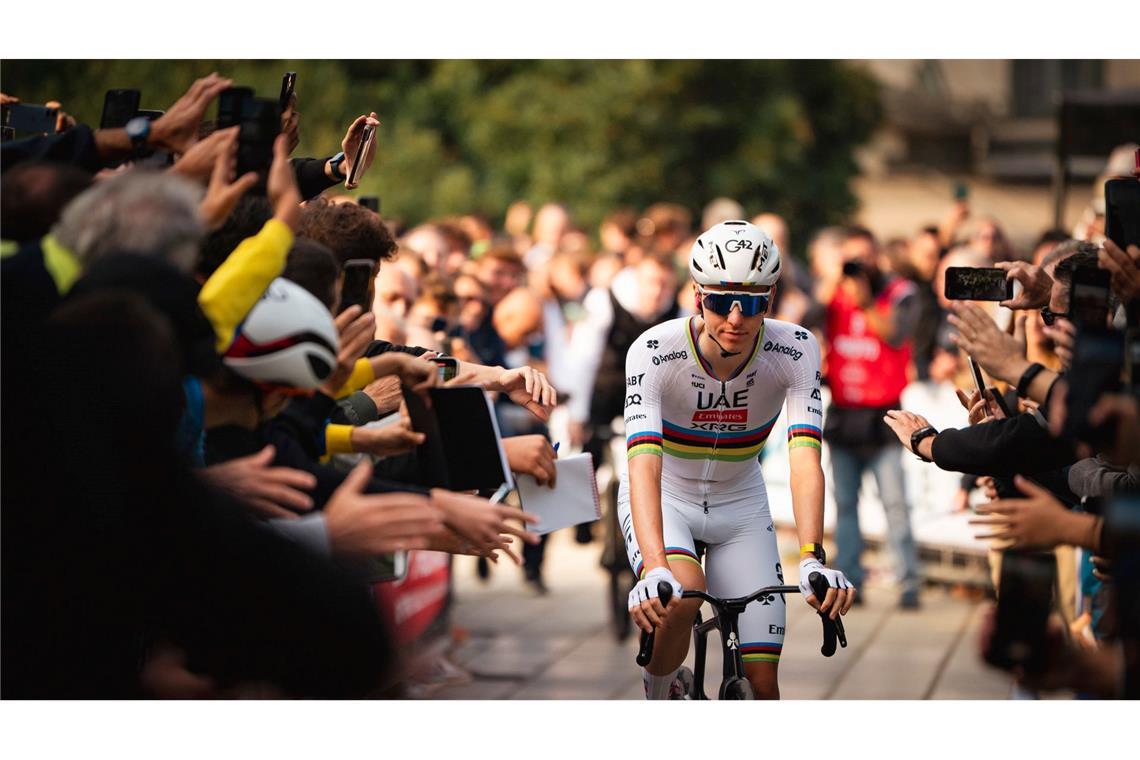 Coppi-Rekord geknackt: Pogacar gewinnt Lombardei-Rundfahrt Fährt in seiner eigenen Liga: Tadej Pogacar