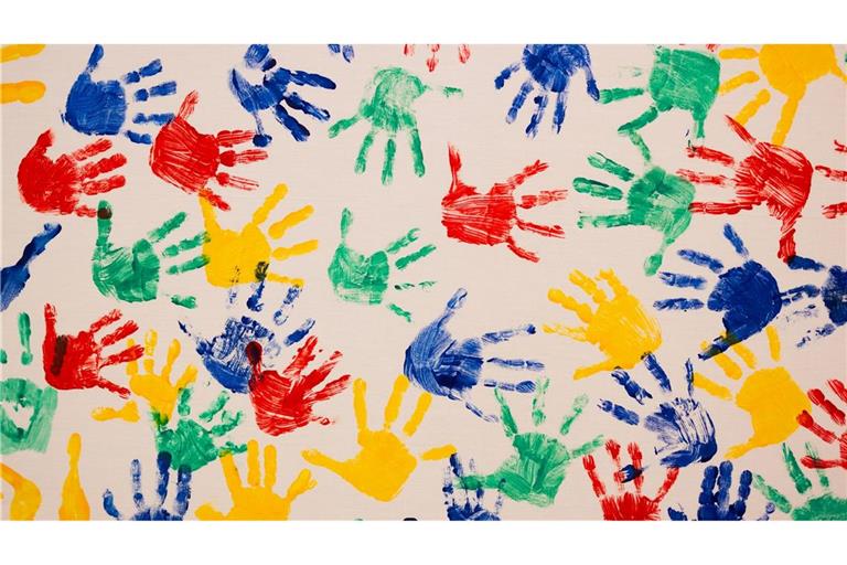 Familien mit Einwanderungsgeschichte haben doppelt so oft drei oder mehr Kinder als Familien ohne Einwanderungsgeschichte. (Symbolbild)