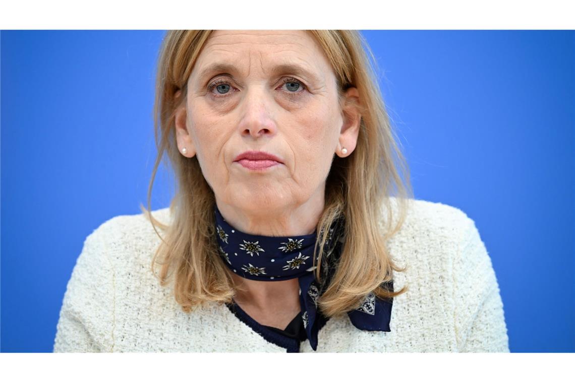 Familienministerin Prien ist für Social-Media-Beschränkungen für Kinder. (Archivbild)