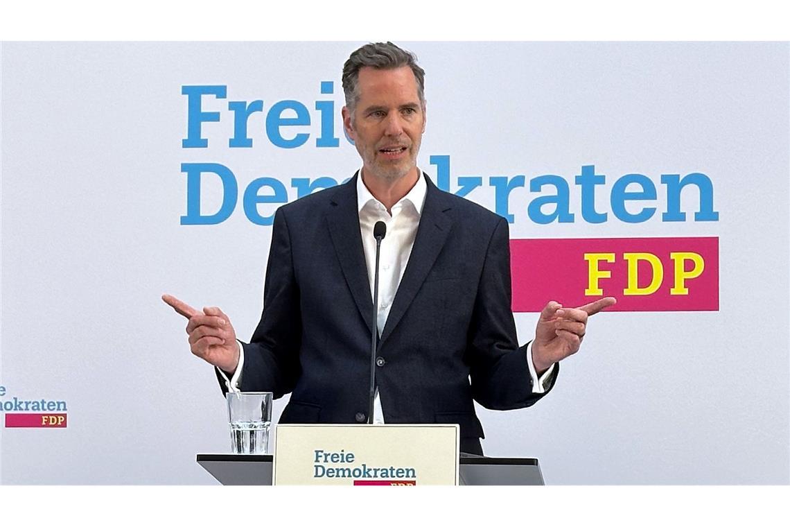 FDP: Weniger Urlaub, dafür mehr Geld für Beschäftigte FDP-Chef Dürr: Man sollte auch weniger Urlaub nehmen dürfen. (Archivbild)