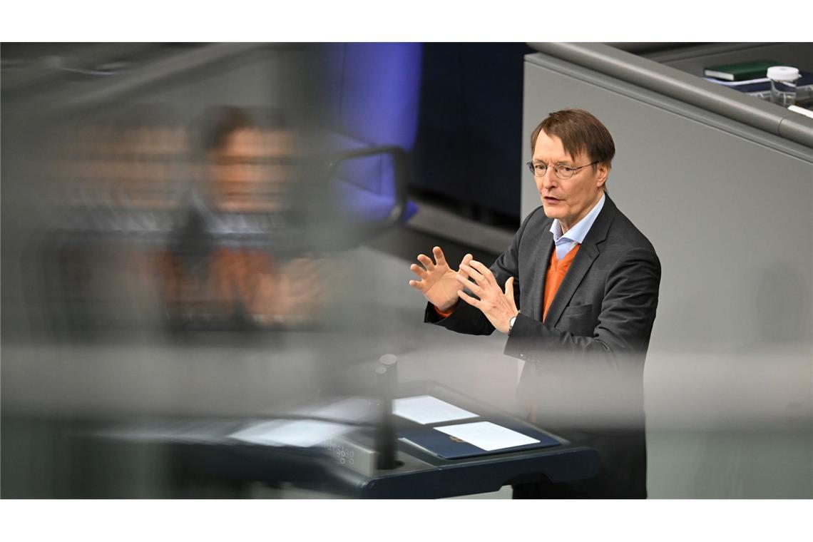 Union drängt auf Änderungen beim Cannabisgesetz Federführend war beim Gesetz zum Umgang mit Konsumcannabis Bundesgesundheitsminister Karl Lauterbach (SPD).