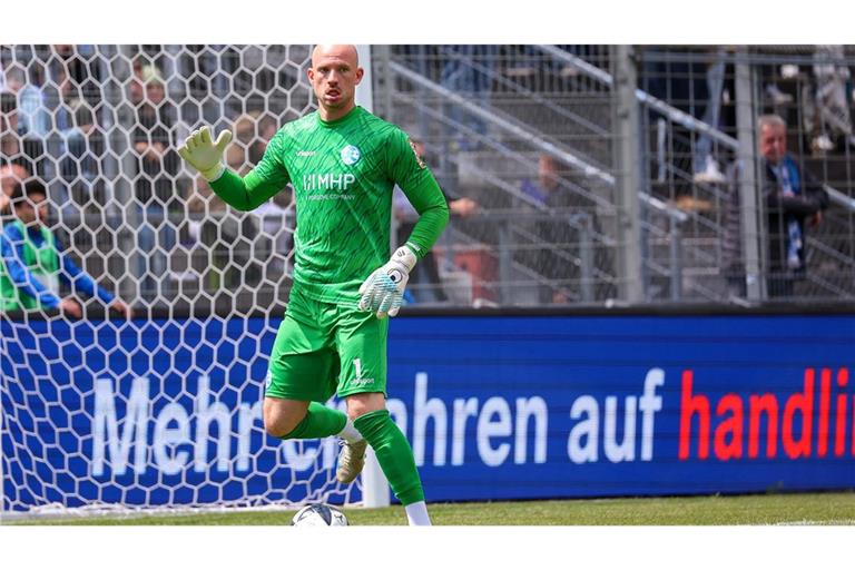 Felix Dornebusch ist der Rückhalt im Kickers-Tor und Führungspersönlichkeit.           


Archivfoto: Baumann/Alexander Keppler