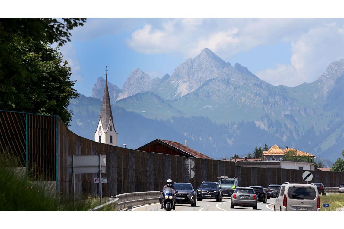 Fernpass-Bundesstraße (B179) bei Bichlbach.