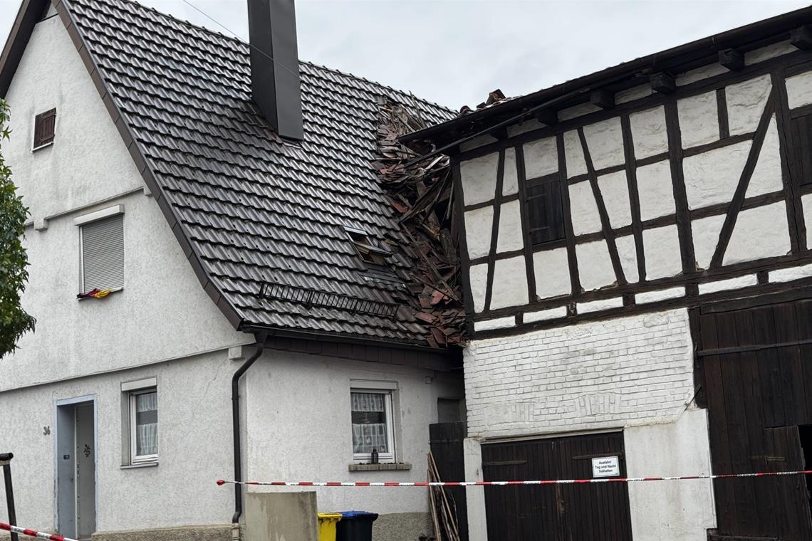 Feuerwehr und Polizei waren im Einsatz. Foto: 7aktuell.de
