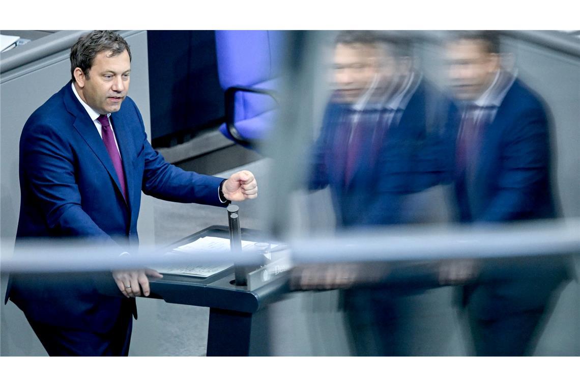 Finanzminister Klingbeil verteidigte seinen Etat im Bundestag.