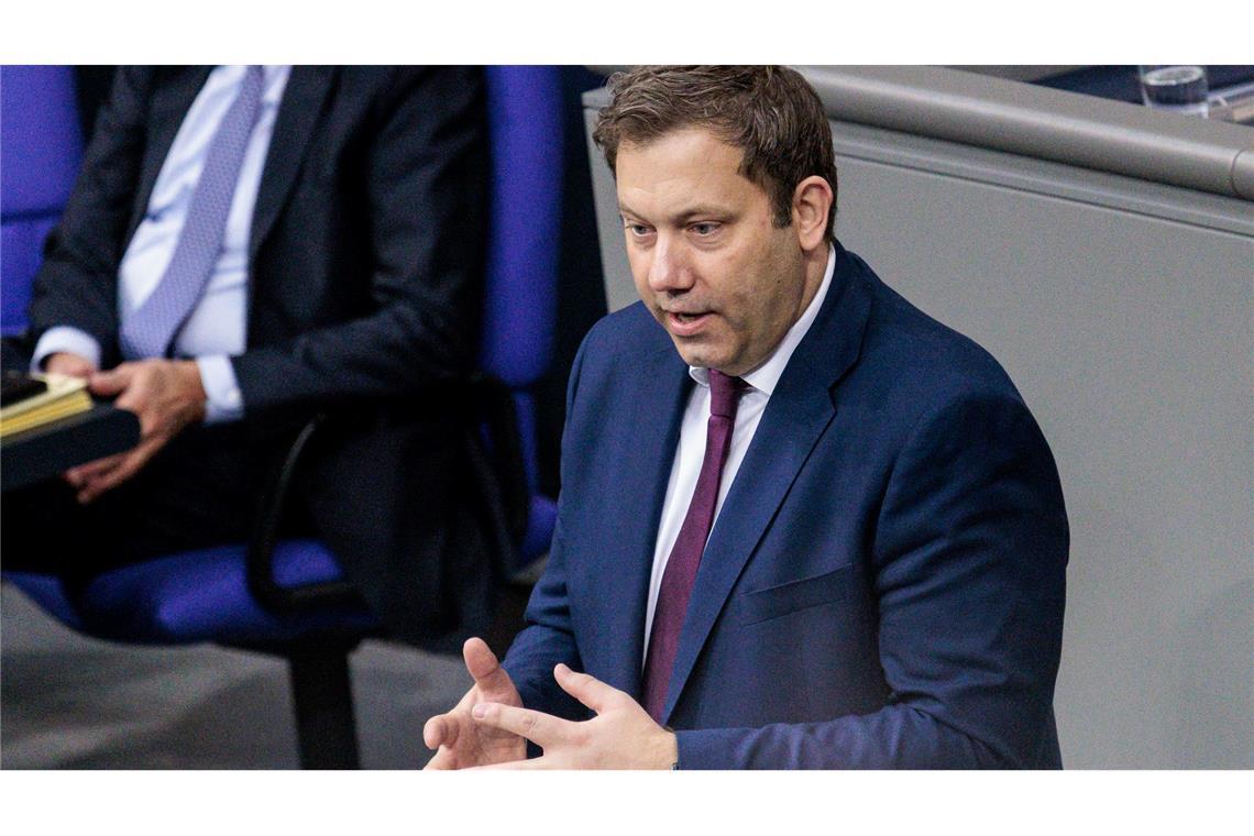 Finanzminister Lars Klingbeil (SPD) wirbt für die Aktivrente.