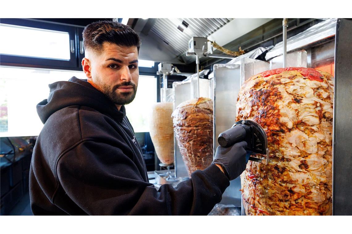 Firmenchef Sergen Kolcu bei der Arbeit.