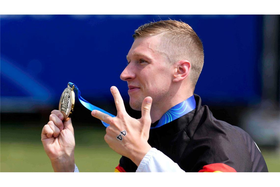Wellbrock verblüfft mit Gold-Triple bei WM: "Mega happy" Florian Wellbrock war erneut unschlagbar.