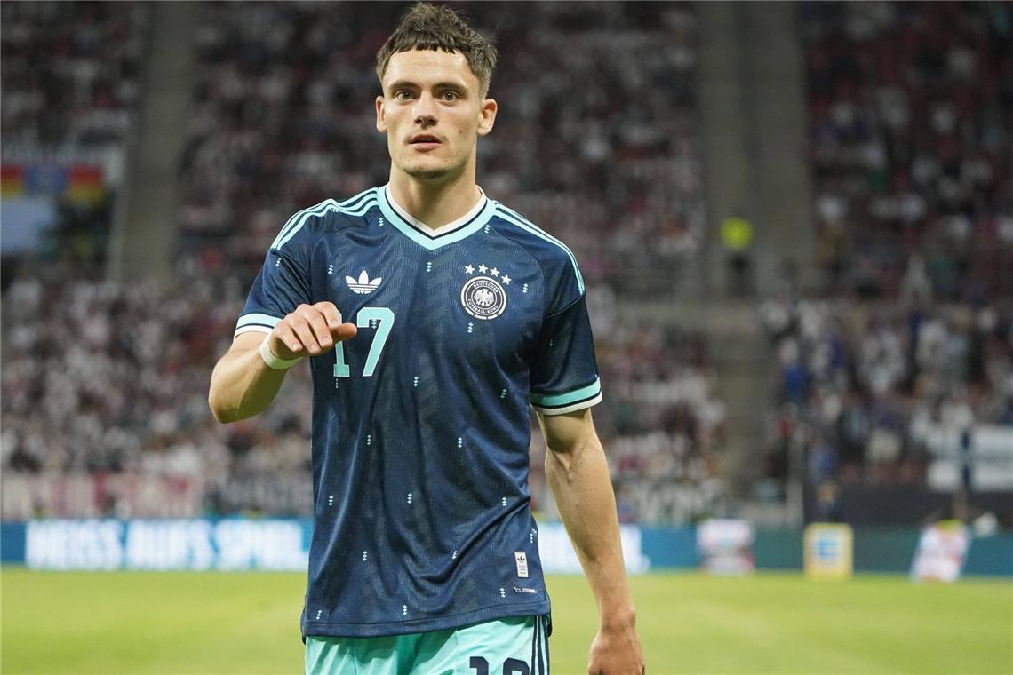 Florian Wirtz ist nicht nur auf dem Platz Teil eines großen Teams – auch privat ist der Nationalspieler in einer großen Familie aufgewachsen.