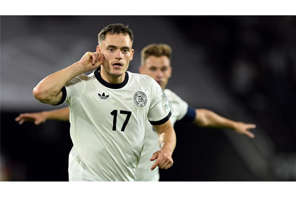 Florian Wirtz bekommt Trophäe als Fußballer des Jahres Florian Wirtz jubelt über sein Tor gegen Nordirland (Archivbild).