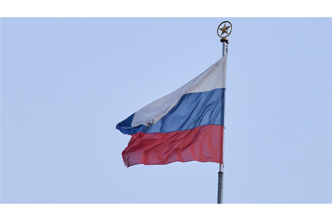 Passagierflugzeug abgestürzt Flugzeugabsturz in Russland (Symbolbild)
