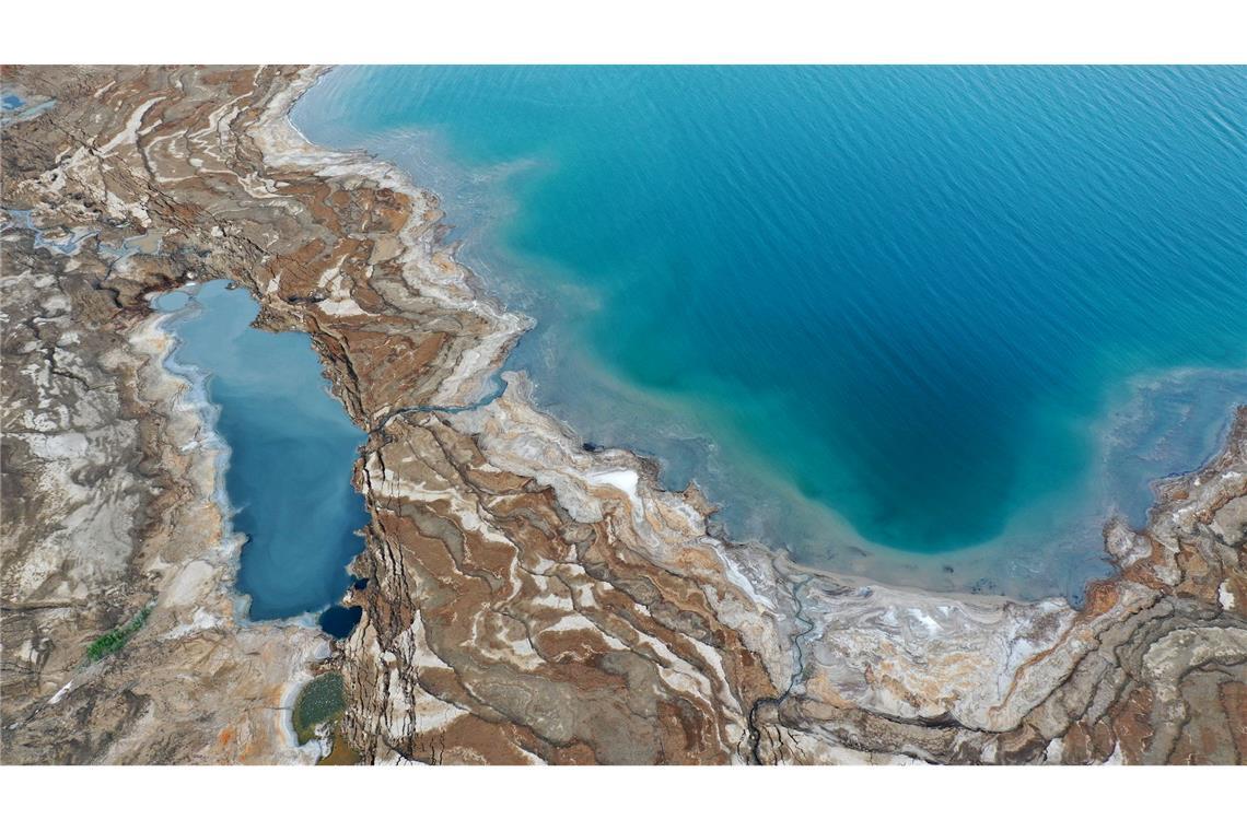 Forscher entdecken meterhohe Schlote im Toten Meer Forscher entdecken meterhohe Schlote im Toten Meer (Archivbild).