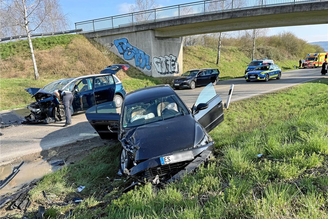 Mehrere Verletzte bei Unfall auf der Waiblinger Westumfahrung Foto: 7aktuell.de/Simon Adomat