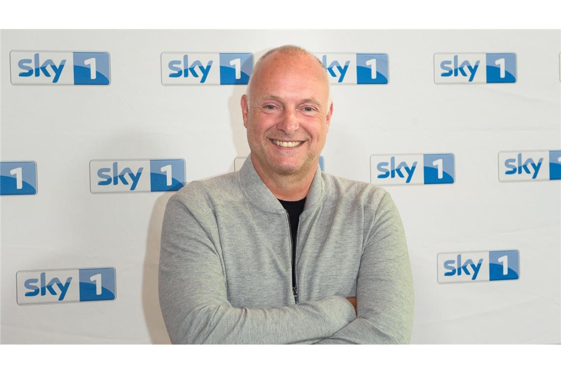 Mitten in der Sendung: Buschmann verlängert Vertrag bei Sky Frank Buschmann bleibt Sky treu.