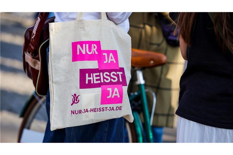 Einwilligung zu Sex kommt in Frankreich ins Gesetz Frankreichs Senat hat für eine Änderung des Strafrechts gestimmt. (Archivbild)