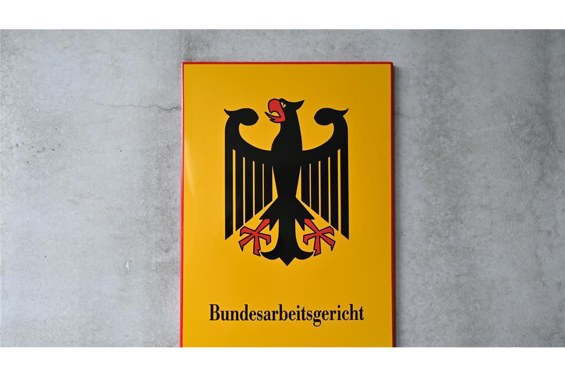 Grundsatzurteil legt Messlatte für Lohngerechtigkeit fest Frauen müssen sich nicht mit einem Mittelwert begnügen, wenn sie eine gleiche Bezahlung wie ihre männlichen Kollegen verlangen. (Symbolbild)