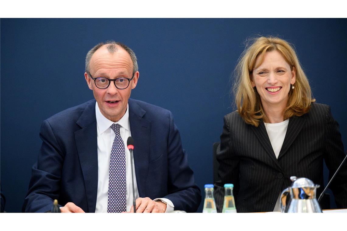 Männerriege um Merz – "Manche Dinge sind, wie sie sind" Frauenministerin Karin Prien formuliert Parität als Ziel. (Archivbild)